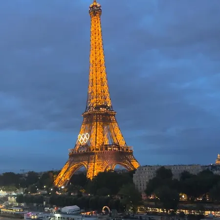 Tour Eiffel Appartement